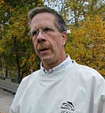 <b>James Streater</b>, director of biological programs at the Minnesota Zoo, ... - streater
